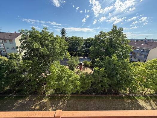 Wohnung zum Kauf 159.000 € 2 Zimmer 53 m² 4. Geschoss frei ab sofort Lauf an der Pegnitz 91207