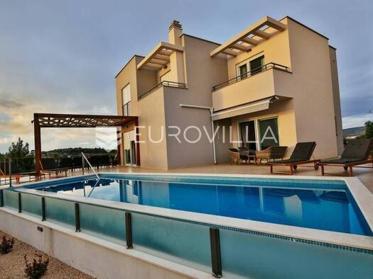 Haus zum Kauf 750.000 € 5 Zimmer 225 m² Brodarica Sibenik