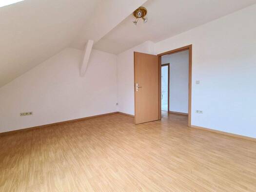 Wohnung zur Miete 245 € 2 Zimmer 40,6 m² 3. Geschoss Köthen 06366