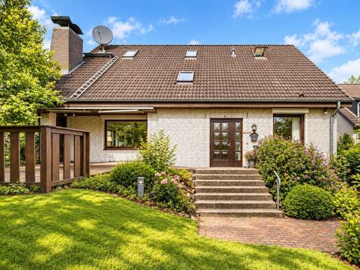 Einfamilienhaus zum Kauf 749.000 € 5 Zimmer 182,4 m² 915 m² Grundstück Quickborn 25451