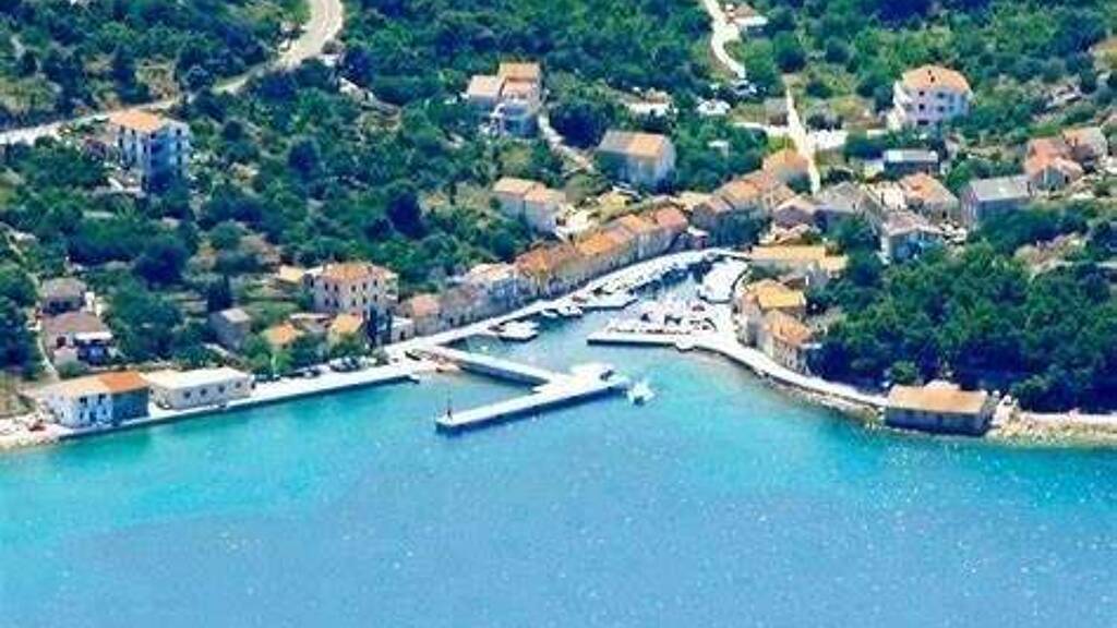 Land-/Forstwirtschaft zum Kauf 87.000 € Iz - Rava