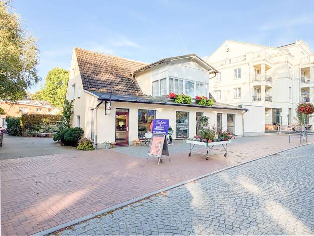 Laden zur Miete 2.280 € 3 Zimmer 114 m² Verkaufsfläche Friedenstraße 19 Ostseebad Heringsdorf Heringsdorf 17424