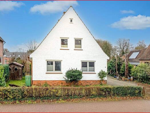 Mehrfamilienhaus zum Kauf 448.000 € 6 Zimmer 179 m² 829 m² Grundstück Bad Bramstedt 24576