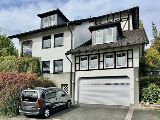 Wohnung zum Kauf 299.000 € 3 Zimmer 180,1 m² frei ab 01.05.2026 Attendorn 57439