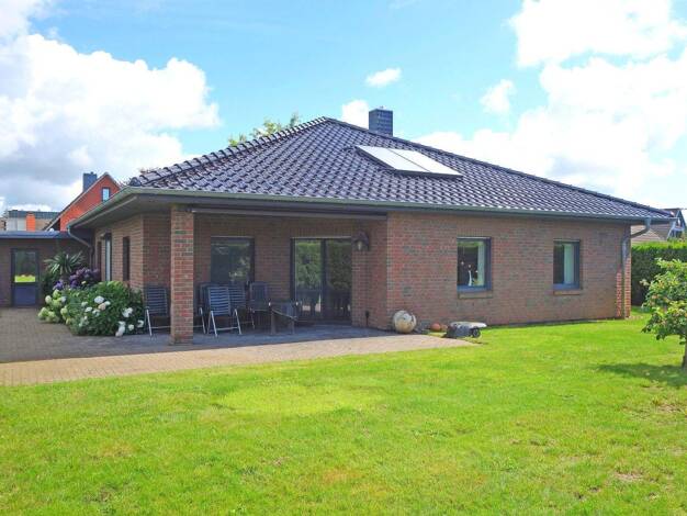 Einfamilienhaus zum Kauf 425.000 € 3 Zimmer 131 m² 703 m² Grundstück Brunsbüttel 25541