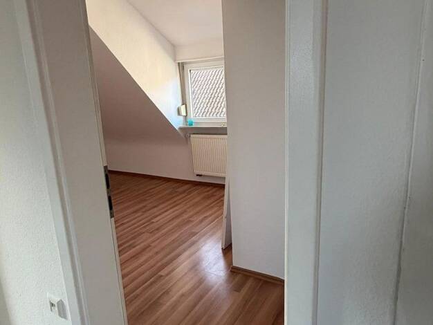 Wohnung zur Miete 800 € 3 Zimmer 50 m² 2. Geschoss frei ab 01.12.2025 Ravensburgerstr. 11 Wangen Stuttgart 70327