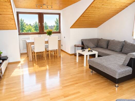 Wohnung zur Miete 950 € 4 Zimmer 87 m² 1. Geschoss frei ab 01.08.2026 Kirchheim Kirchheim unter Teck 73230