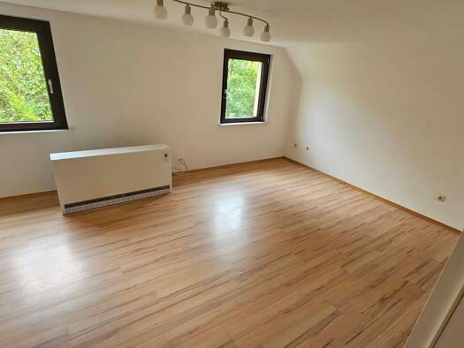 Wohnung zur Miete 550 € 2 Zimmer 60 m² Geschoss 1/2 frei ab sofort Vohwinkel Vohwinkel 42327