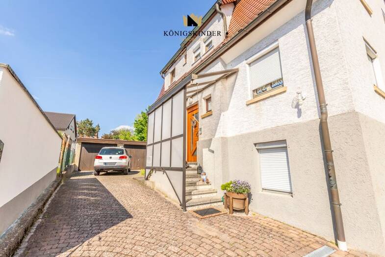 Mehrfamilienhaus zum Kauf 549.000 € 5,5 Zimmer 145 m² 451 m² Grundstück frei ab 01.06.2025 Malmsheim Renningen / Malmsheim 71272