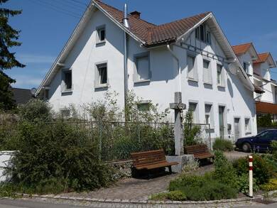 Haus zum Kauf 200.000 € 7 Zimmer 133 m² 647 m² Grundstück Aach 78267