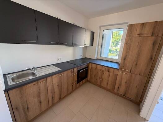 Wohnung zur Miete 985 € 2 Zimmer 65,7 m² 1. Geschoss frei ab sofort Deggendorf 94469