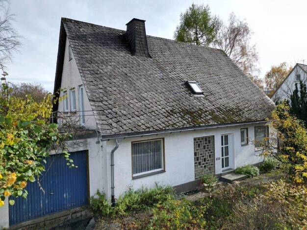 Einfamilienhaus zum Kauf 245.000 € 5 Zimmer 156 m² 675 m² Grundstück Schmallenberg 57392