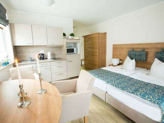 Studio zur Miete Wohnen auf Zeit 2.670 € 1 Zimmer 26 m² frei ab sofort Speyer 67346