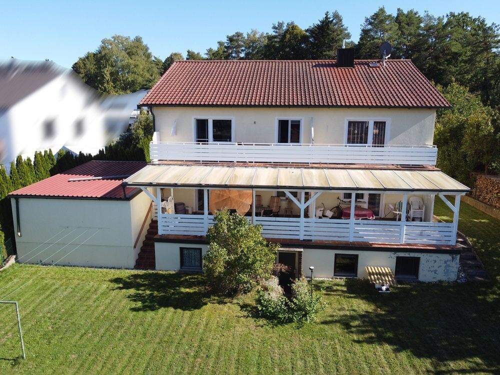 Immobilie in Kallmünz - vermietete 3 1/2-Zi/Kü/Bad-ETW mit Balkon und Gartenanteil - Bild 0