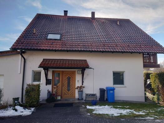 Einfamilienhaus zur Miete 1.360 € 5 Zimmer 145 m² 456 m² Grundstück frei ab 01.05.2026 Langquaid 84085