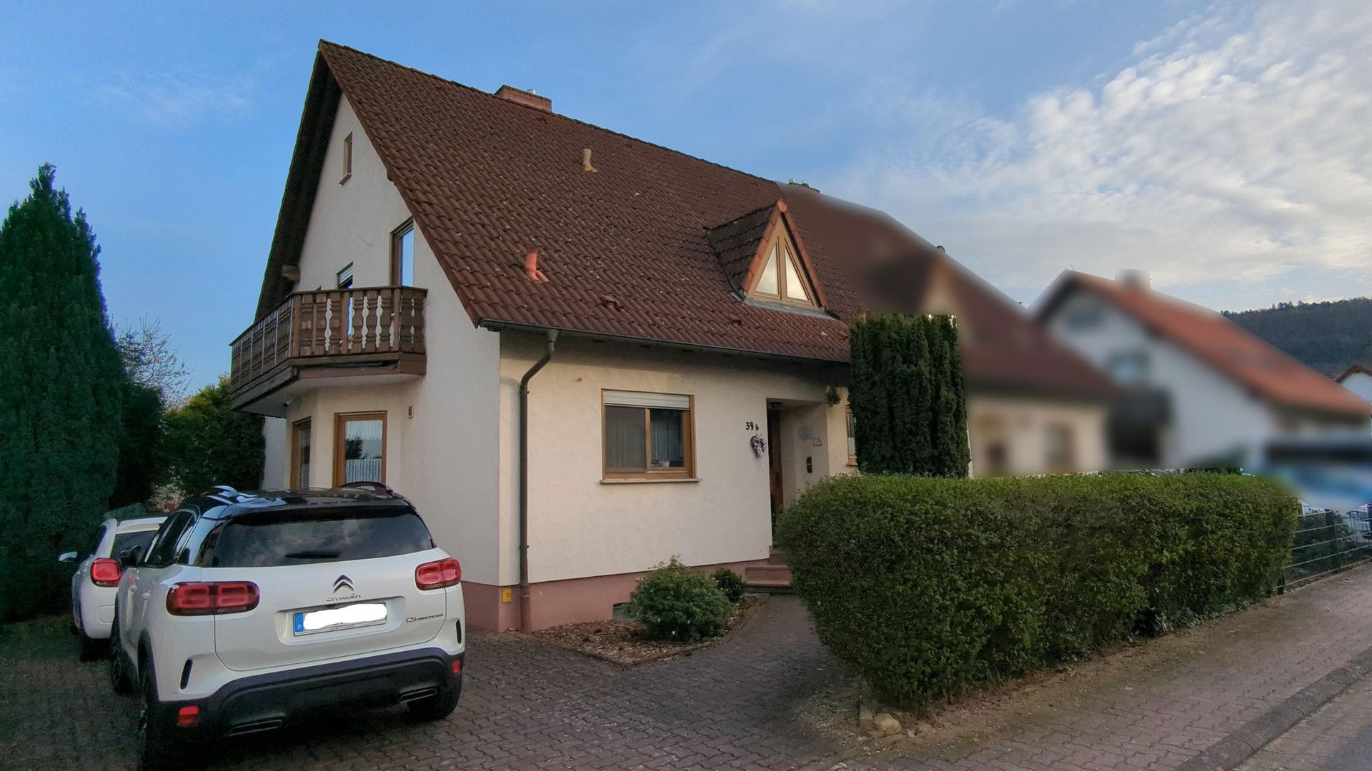 Doppelhaushälfte zum Kauf provisionsfrei 385.000 € 9 Zimmer 116,2 m²<br/>Wohnfläche 420 m²<br/>Grundstück 01.10.2024<br/>Verfügbarkeit Kleinheubach 63924