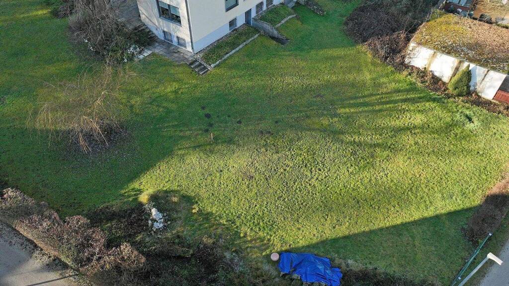 Grundstück zum Kauf 569.000 € 577 m² Grundstück frei ab sofort Achdorf Landshut 84036