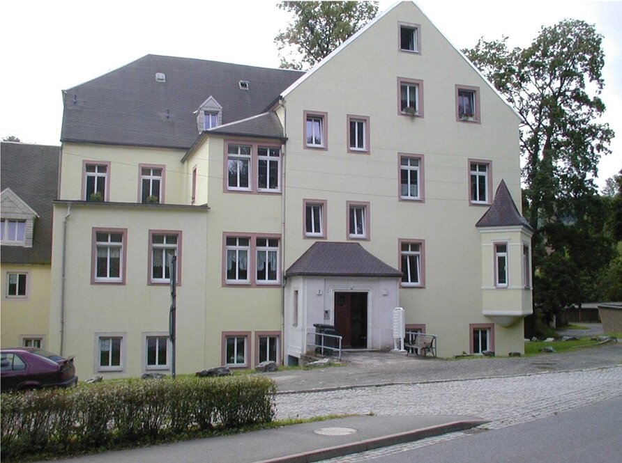 Wohnung zur Miete 685 € 4 Zimmer 121 m²<br/>Wohnfläche 1.<br/>Geschoss ab sofort<br/>Verfügbarkeit Krumhermersdorfer Str. 2 Zschopau Zschopau 09405