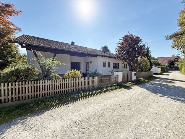 Einfamilienhaus zum Kauf 795.000 € 12 Zimmer 250 m² 770 m² Grundstück Achdorf Landshut 84036