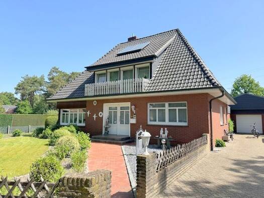 Haus zum Kauf 245.000 € 6 Zimmer 180 m² 1.154 m² Grundstück Hüntel Meppen 49716