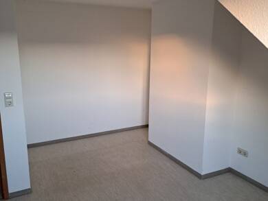 Wohnung zur Miete 415 € 2 Zimmer 67 m² Dachgeschoss, 3. Geschoss Menzelweg 6 Lebenstedt Salzgitter 38228
