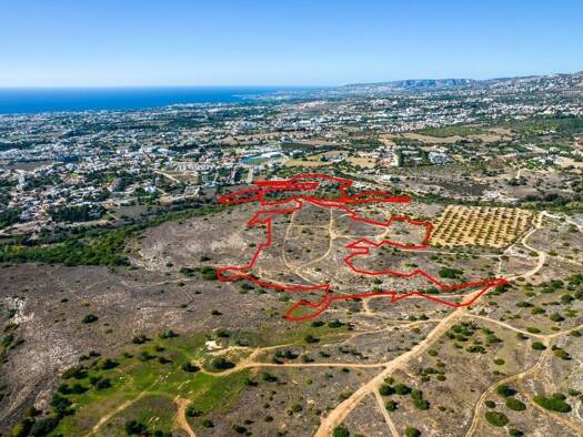 Land-/Forstwirtschaft zum Kauf 2.550.000 € 100.406 m² Grundstück Paphos