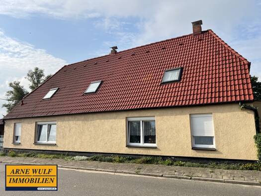 Einfamilienhaus zum Kauf 149.000 € 5 Zimmer 175 m² 2.146 m² Grundstück Granzin 19386