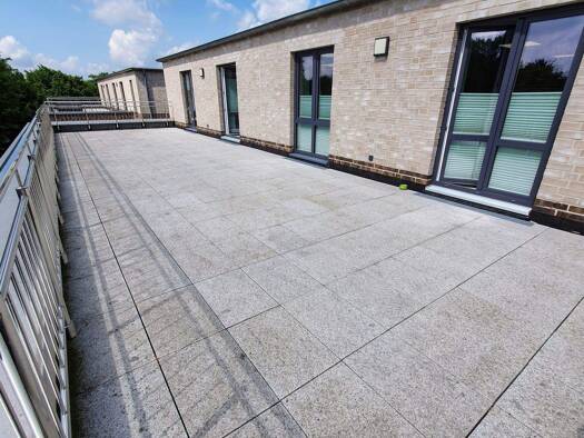 Bürofläche zur Miete 15 € 5 Zimmer 215 m² Bürofläche St. Lorenz Nord Lübeck 23554