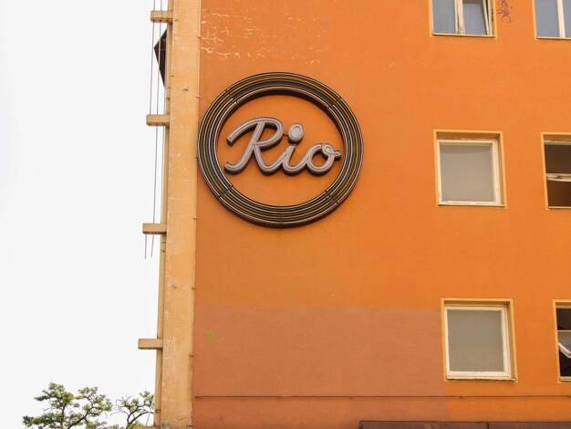 Wohn- und Geschäftshaus zum Kauf als Kapitalanlage geeignet 1.490.000 € 950 m² 745 m² Grundstück Rosenau Nürnberg 90429