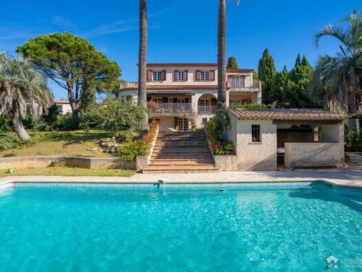 Einfamilienhaus zum Kauf 5.600.000 € 293,7 m² 4.251 m² Grundstück STE MAXIME 83120