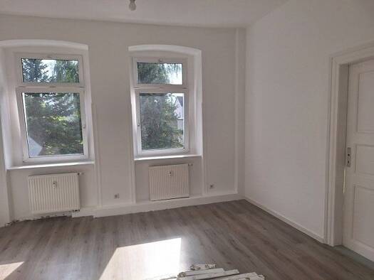 Wohnung zur Miete 949 € 5 Zimmer 130,3 m² 1. Geschoss Untere Hauptstraße 103 Hartmannsdorf 09232