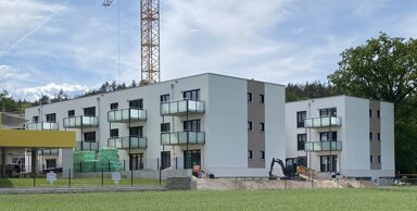 Wohnung zur Miete 1.301 € 4 Zimmer 93,2 m² frei ab sofort Krottenbach / Mühlhof Schwabach / Wolkersdorf 91126