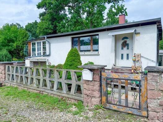 Bungalow zum Kauf 39.900 € 2 Zimmer 50,7 m² 520 m² Grundstück Schwemsal 06774
