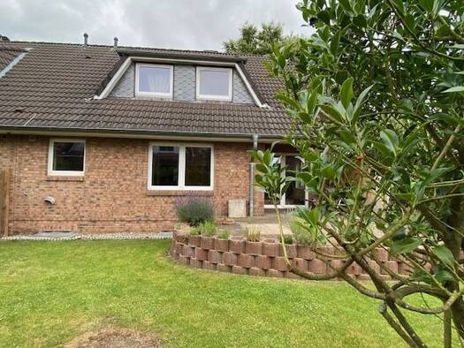 Doppelhaushälfte zum Kauf 330.000 € 4 Zimmer 118 m² 380 m² Grundstück Bornhöved 24619