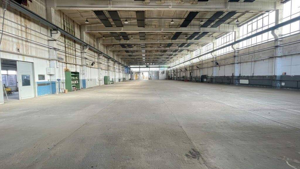 Halle/Industriefläche zur Miete provisionsfrei 5 € 1.742 m² Lagerfläche teilbar von 250 m² bis 750 m² Nord Jena 07743
