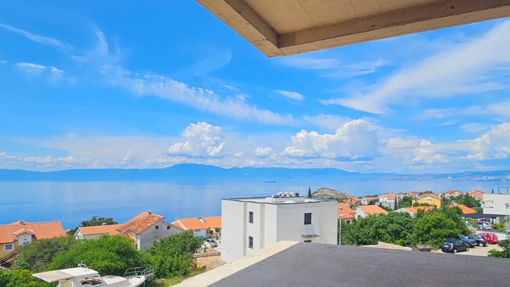 Wohnung zum Kauf 349.000 € 3 Zimmer 2. Geschoss Omisalj 51513