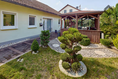 Haus zum Kauf provisionsfrei 499.500 € 8 Zimmer 215,2 m² 755 m² Grundstück Olpe Olpe 57462