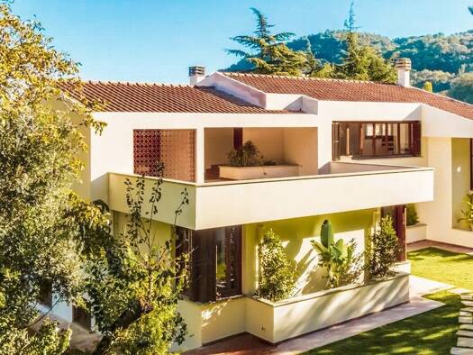 Haus zum Kauf 1.300.000 € 500 m² 2.000 m² Grundstück Livorno 57128