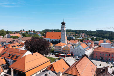 Haus zum Kauf 822.000 € 10 Zimmer 560 m² 1.200 m² Grundstück Griesbach Bad Griesbach 94086