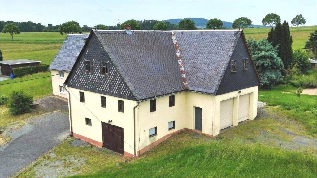 Einfamilienhaus zum Kauf 79.000 € 7 Zimmer 160 m² 3.035 m² Grundstück frei ab sofort Strahwalde 02747