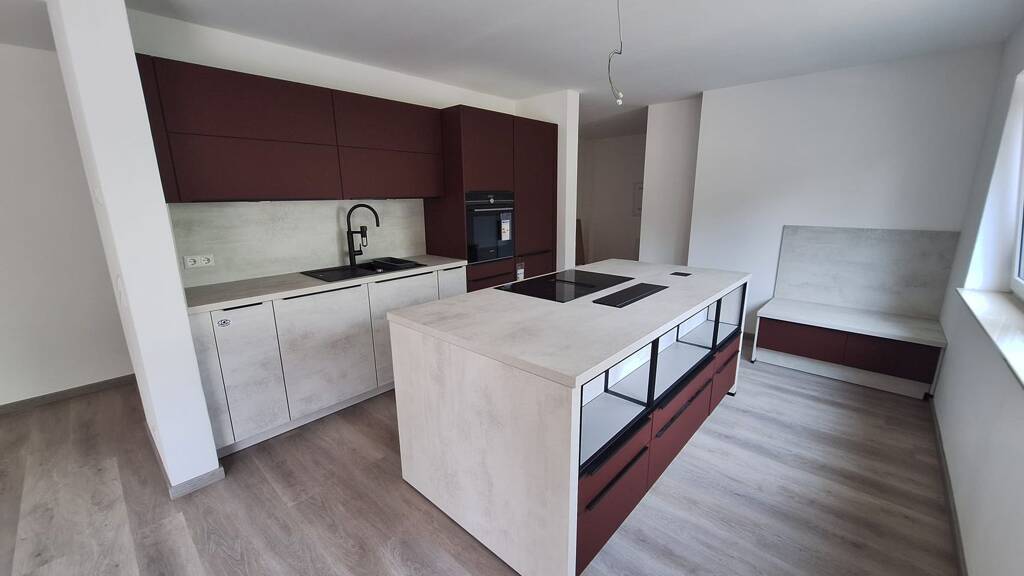 Wohnung zum Kauf 347.000 € 3 Zimmer 101,7 m² frei ab sofort Schillerstraße 15 Freiberg 09599