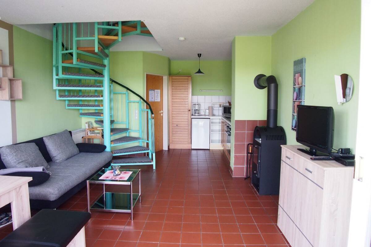 Immobilie in Zandt - Gepflegte Ferienhaus-Doppelhaushälfte in der Gemeinde Zandt, Nähe der Stadt Cham - Bild 2