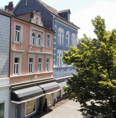 Reihenmittelhaus zum Kauf als Kapitalanlage geeignet 759.000 € 7 Zimmer 178 m² 199 m² Grundstück Gummersbach Gummersbach 51643
