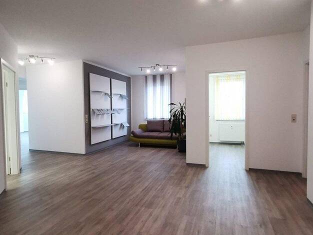 Praxis zum Kauf provisionsfrei 335.000 € 102 m² Bürofläche Hauptstraße 24 Stadtgebiet Sankt Georgen im Schwarzwald 78112