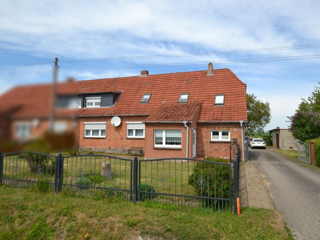 Doppelhaushälfte zum Kauf 185.000 € 8 Zimmer 170 m² 7.800 m² Grundstück Wattmannshagen Lalendorf 18279