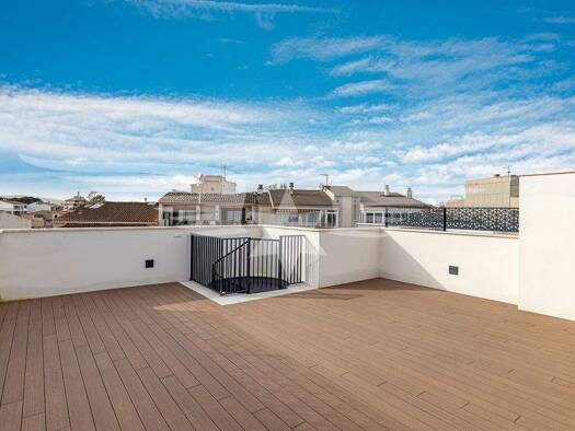 Penthouse zum Kauf - Erstbezug provisionsfrei 413.000 € 3 Zimmer 79,9 m² 2. Geschoss Porto Cristo 07680