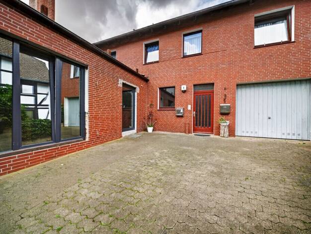 Mehrfamilienhaus zum Kauf 339.000 € 11 Zimmer 264 m² 417 m² Grundstück Geitelde Braunschweig 38122
