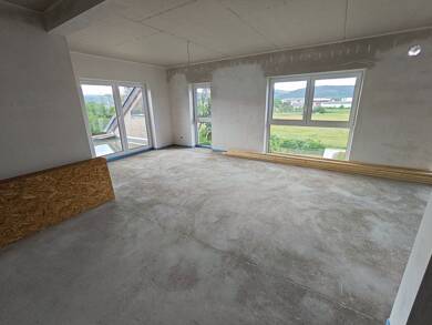 Wohnung zur Miete 886 € 4 Zimmer 106 m² Geschoss 2/2 frei ab 01.09.2025 Kenn 54344