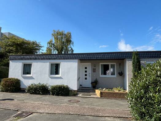 Bungalow zum Kauf 199.000 € 3 Zimmer 95 m² 377 m² Grundstück frei ab sofort Detmerode Wolfsburg 38444