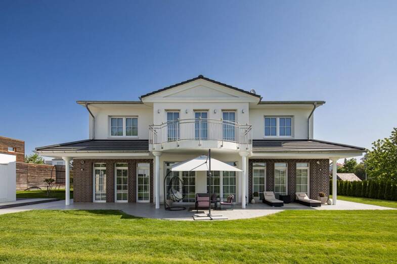 Villa zum Kauf 1.850.000 € 6 Zimmer 327 m² 1.055 m² Grundstück Schwabach Schwabach 91126